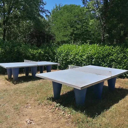 Camping Type A 6 Persoons Met 3 Slaapkamers En Overdekt Terras *