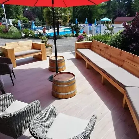 Camping Type A 6 Persoons Met 3 Slaapkamers En Overdekt Terras